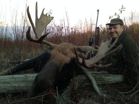 Canada moose hunts