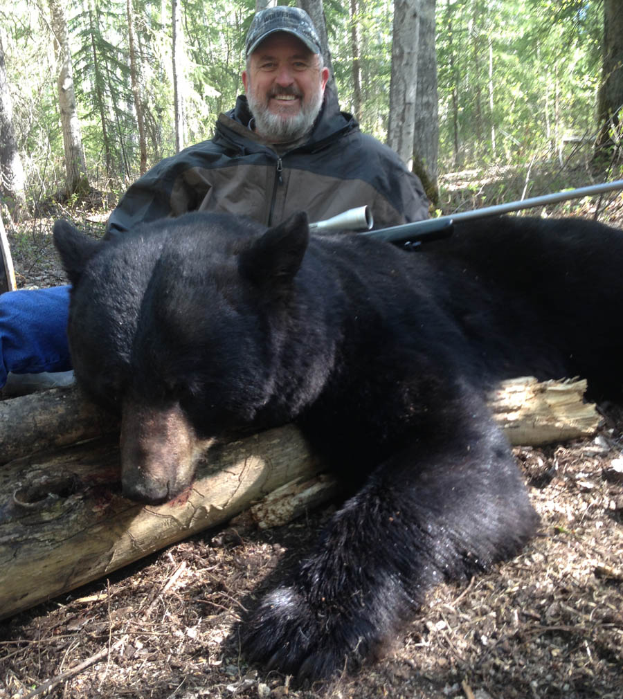 alberta black bear hunting outfitters